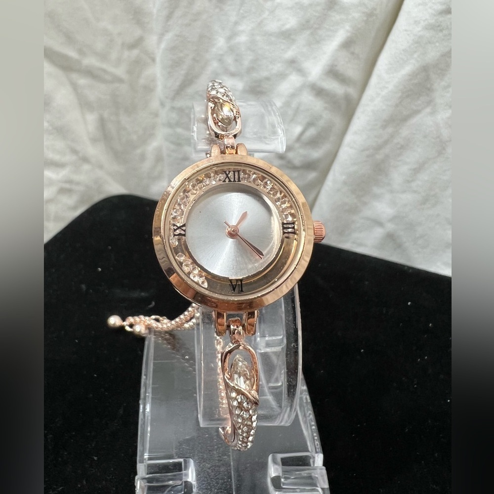 Fashion Jewelry Ladys 18kt. Rosé Gold Plating W/Adjustable Bracelet Chains☑️
